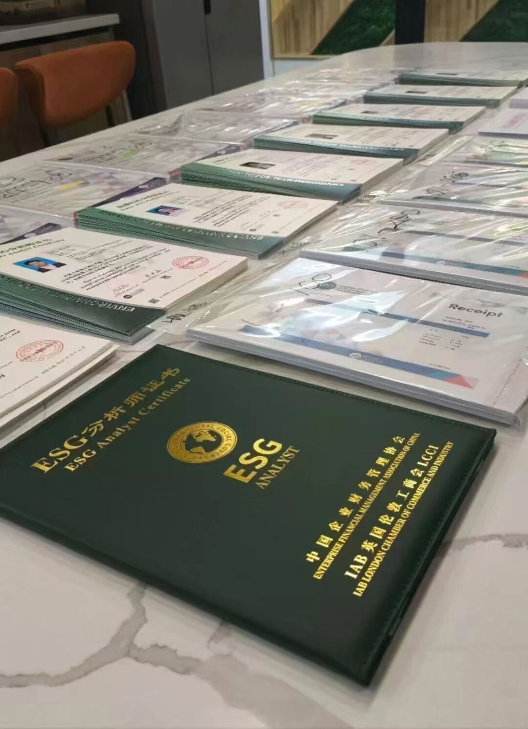 考证 | 中英双证，多国认可！LCCI中英联合认证ESG分析师项目2026年7月考试报名进行中！